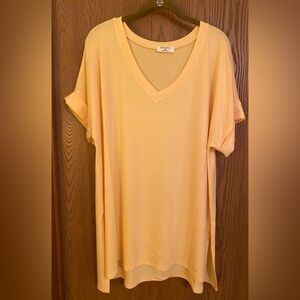 NWOT- Zenana Short Sleeve Top, High-Lo, V-Neck,Banana Yellow
